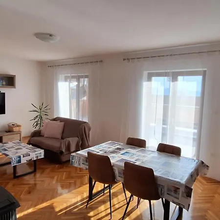 Apartments Valiza III Large Apartment - 3 Bedrooms And Parking Space I Apartments Valiza IV Senj  Exterior foto