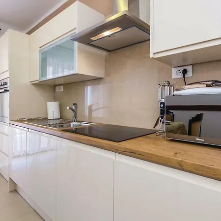 Apartments Valiza III Large Apartment - 3 Bedrooms And Parking Space I Apartments Valiza IV Senj  Exterior foto
