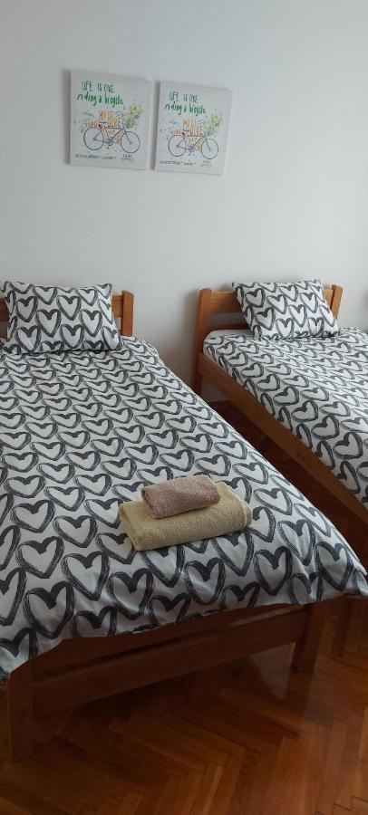 Valiza Iii Large - 3 Bedrooms And Parking Space I Valiza Iv Apartment *